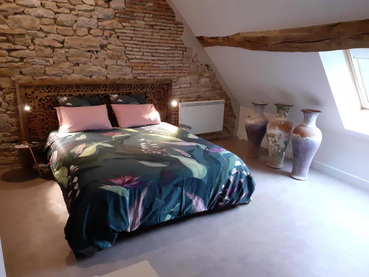 Apartament De Pierre Et De Lumiere Jouhe Zewnętrze zdjęcie