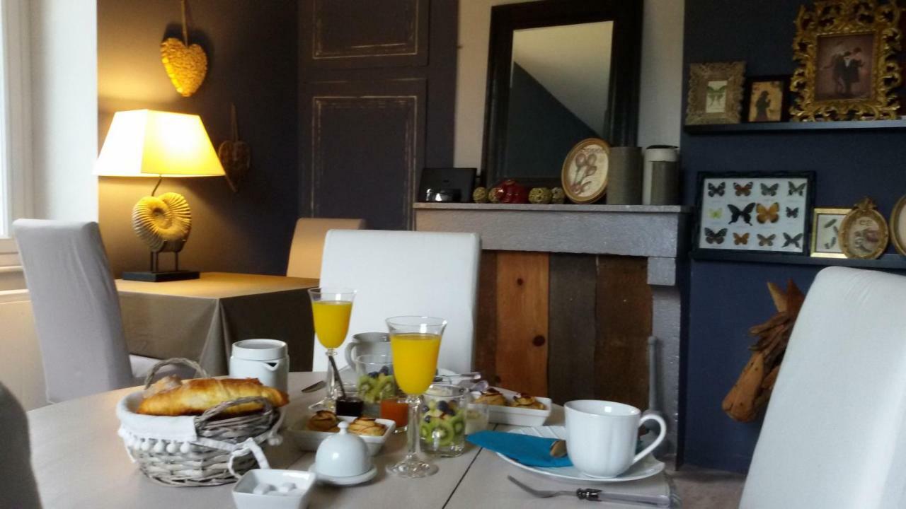 Apartament De Pierre Et De Lumiere Jouhe Zewnętrze zdjęcie