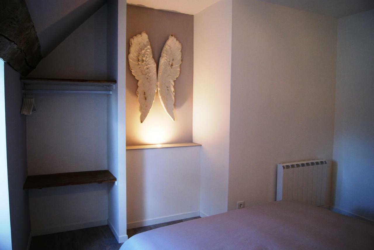 Apartament De Pierre Et De Lumiere Jouhe Zewnętrze zdjęcie